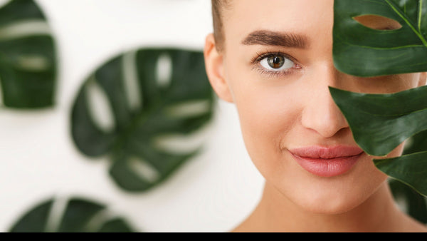 How to Tackle Common Skin Issues with the Right Skincare Routine